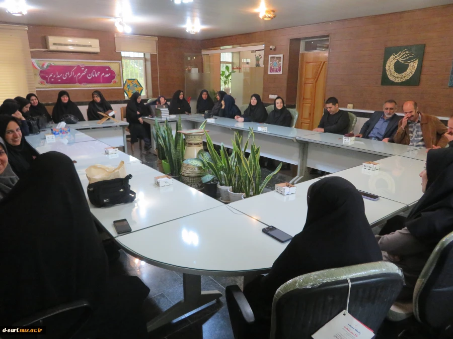 دیدار نوروزی و تجدید میثاق  با شهدا توسط کارکنان آموزشکده ملی مهارت دختران ساری 

 3